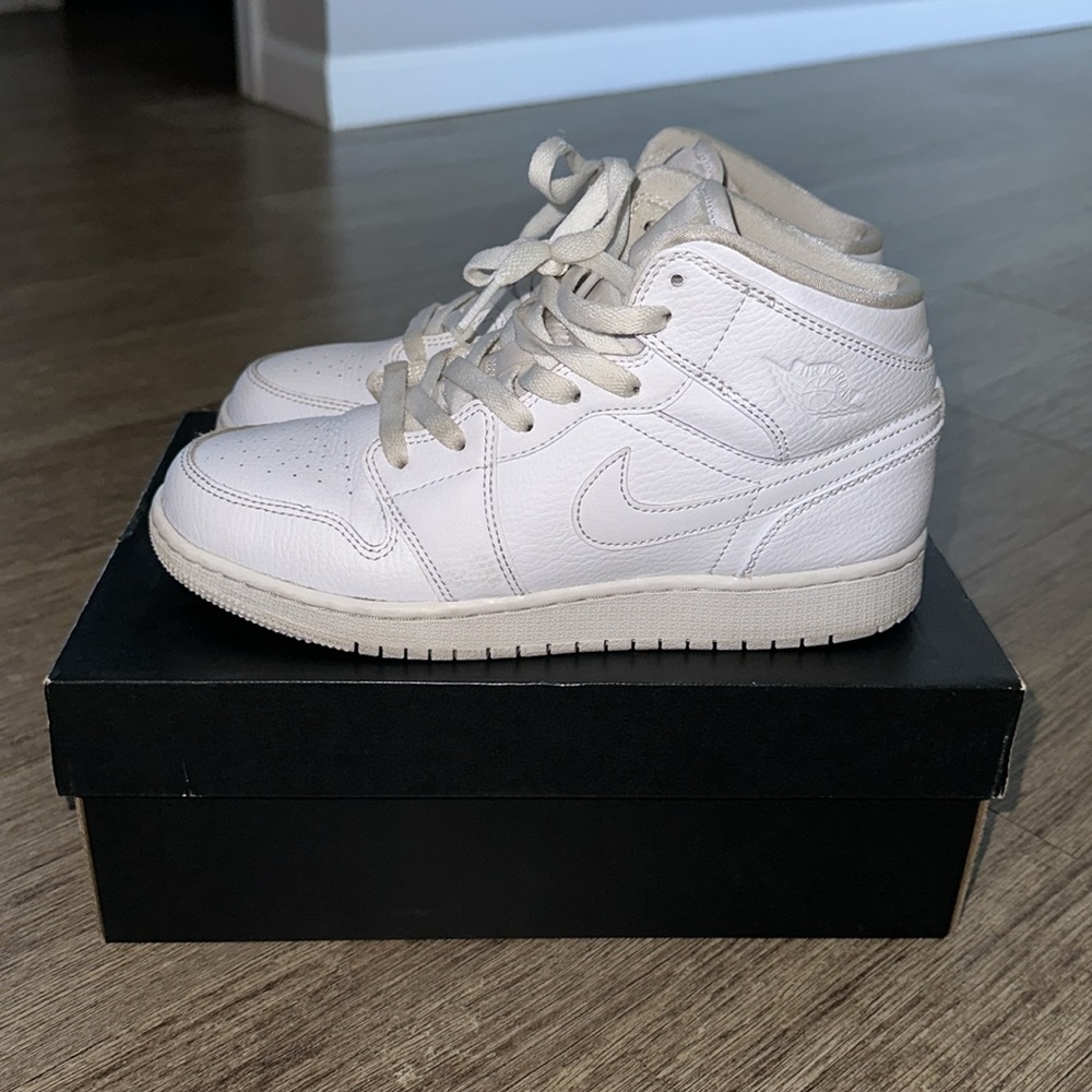 Air Jordan 1